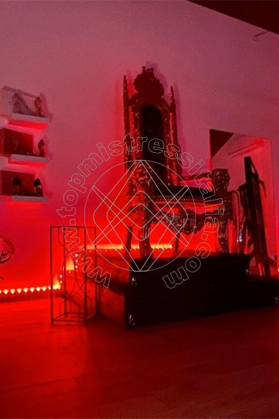 Foto 10 di Madame Jacqueline Domina mistress Vicenza