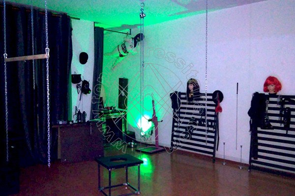 Foto 44 di Padrona Dominae mistress Verona