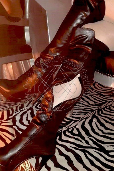 Foto 39 di Lady Karima mistress Udine