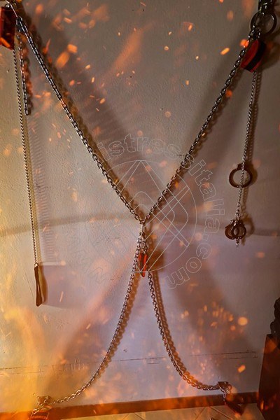 Foto 9 di Mistress Diana Queen mistress Verona