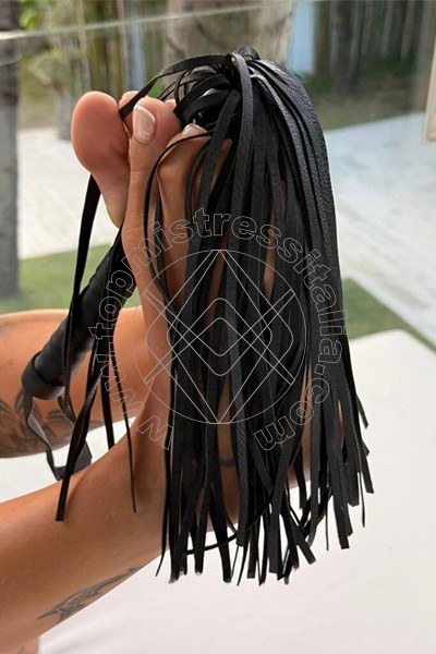 Foto 5 di Dea chanty mistress Milano