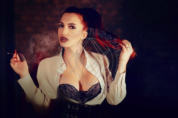 Foto 11 di Lady Scarlett mistress Como