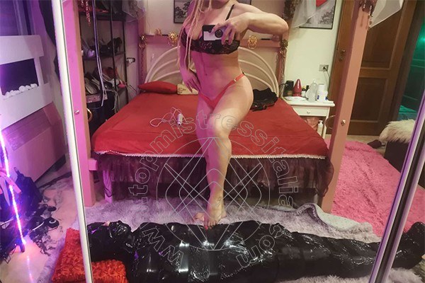 Foto selfie 5 di Mistress Katerin mistress Modena